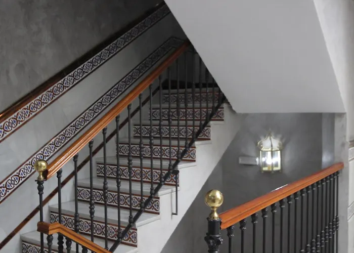 3 star hotel: Hostal Roma