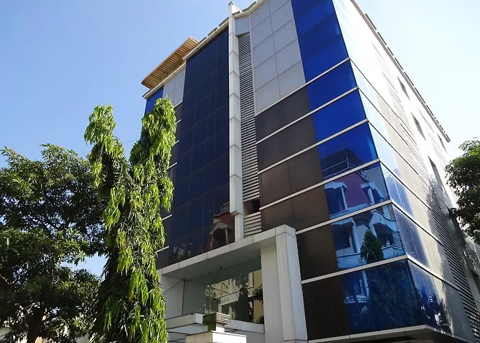 Beach hotel: New Leaf