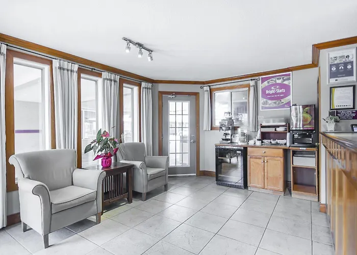 Family Hotel: Econolodge - Kelowna