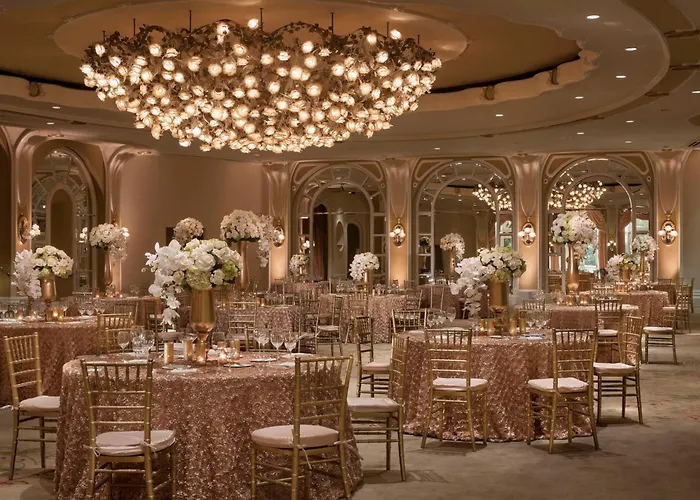 Hotel Spa: The Beverly Hills Hotel - Dorchester Collection