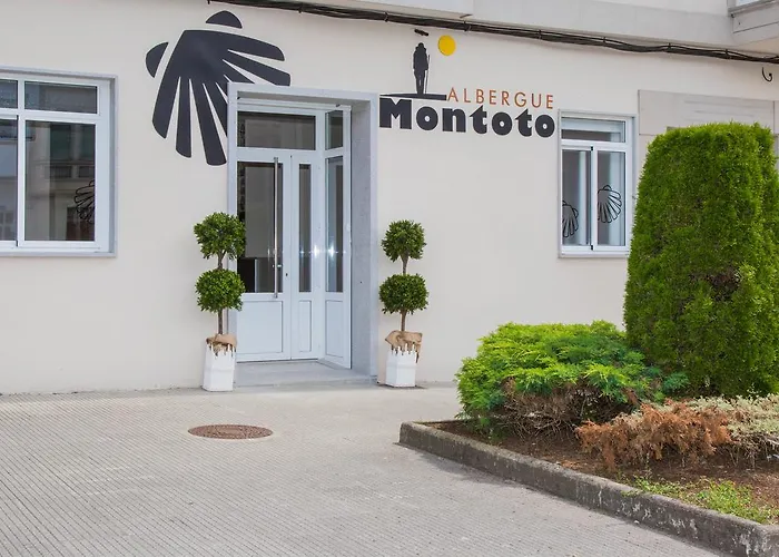 Hotel cerca del colegio: Albergue Montoto