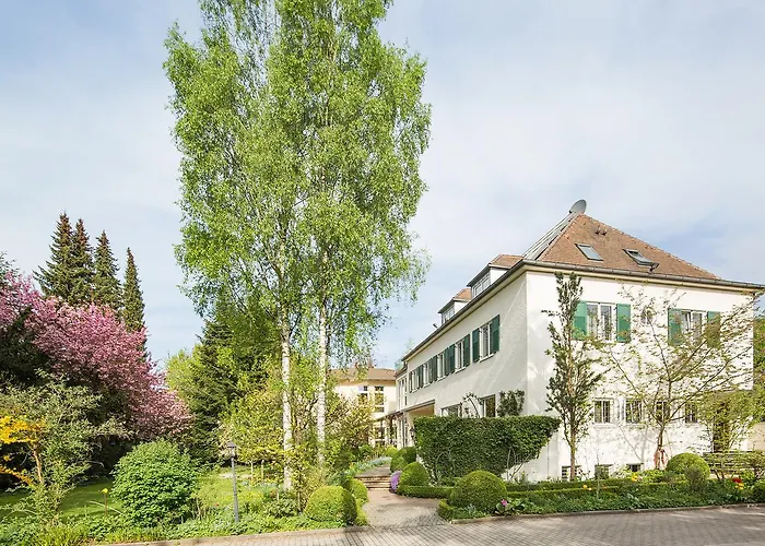 3-Sterne-Hotel: Villa Arborea