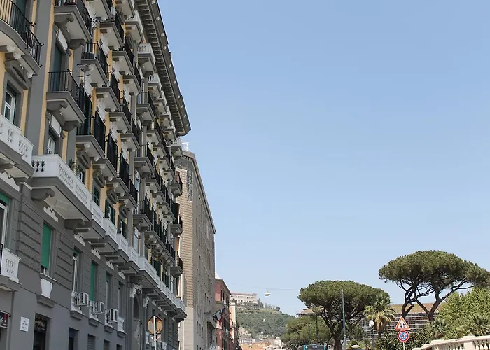 Hotel 3 stelle: Bed No Breakfast Ak 2