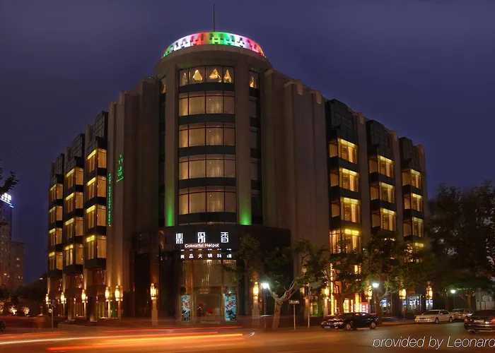 Pet Friendly hotel: Pudi Boutique Hotel Fuxing Park Shanghai