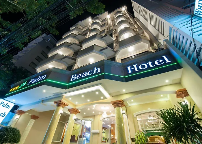 Beach hotel: Palm Beach Hotel