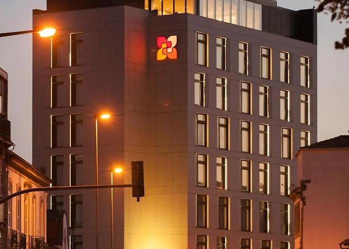 Luxury hotel only: Hotel Premium Porto Downtown