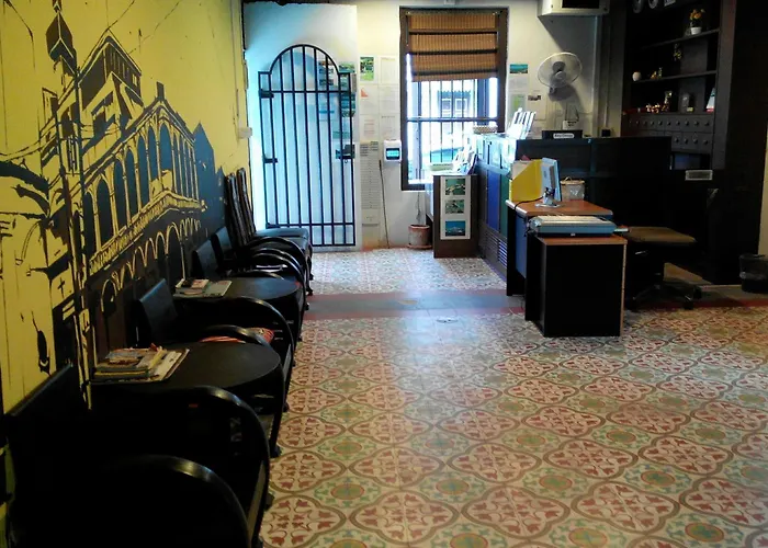 Phuket Sunny Hostel