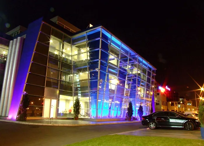 Airport Hotel: Hotel Admiral Arena Garni