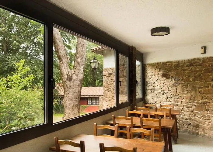 Hostal L'Avet Blau
