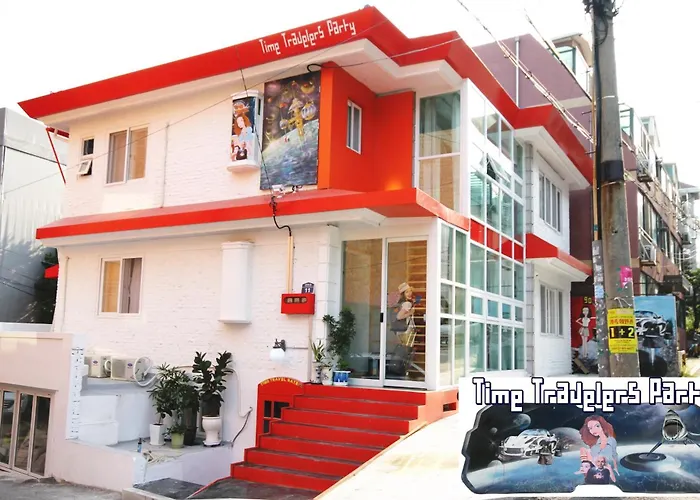 Time Travelers Party Hostel In Hongdae