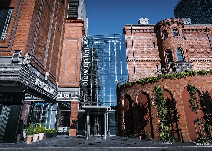 5 star hotel: Hotel Blow Up Hall 5050