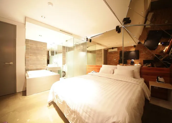 Hotel Pop Jongno