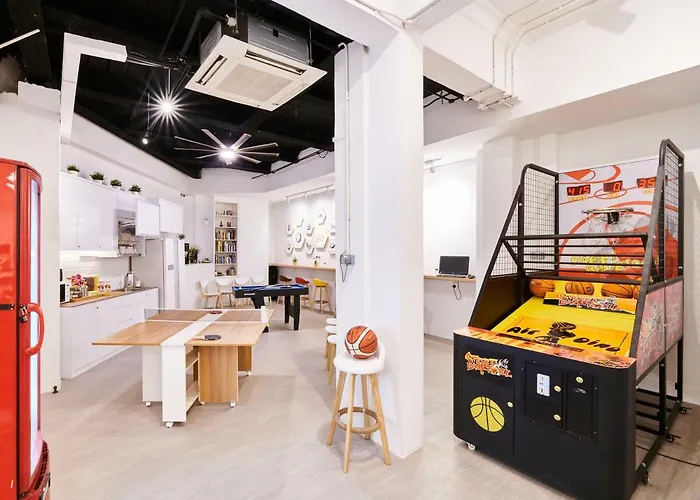 Hotel near College: Beat. Sports Hostel