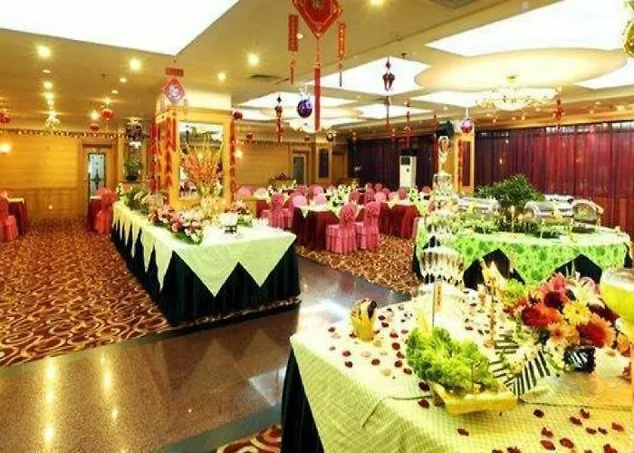 Weilong Hotel