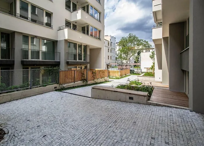 Design 3Bdr In Residence, Free Parking