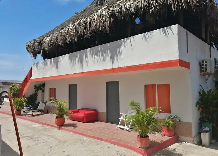 Resort: Manzanillo Beach