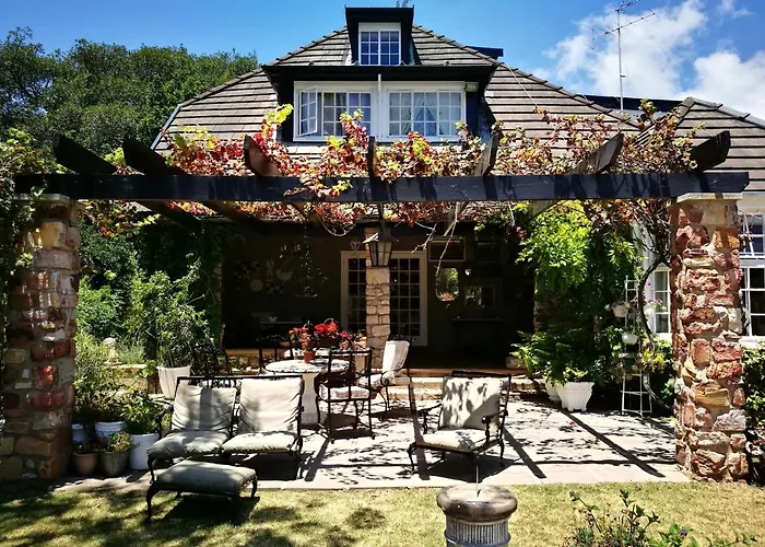 Hotels with tennis Forest Hall Guest House