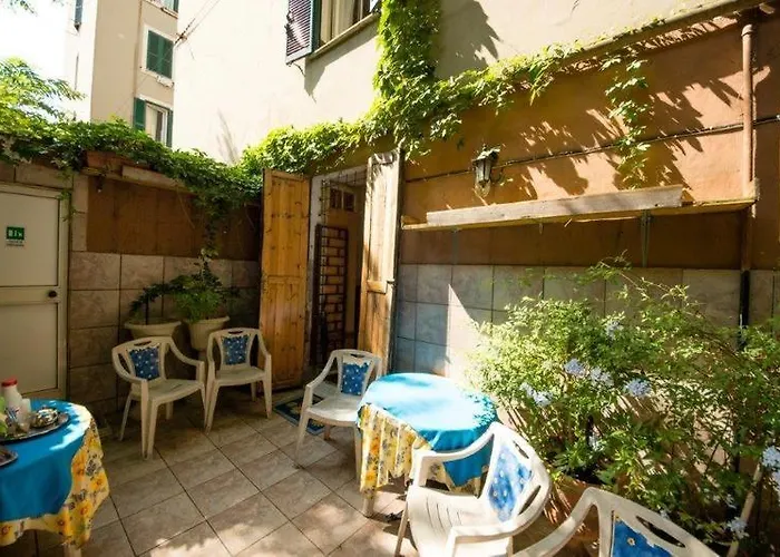 Sunshine Hostel